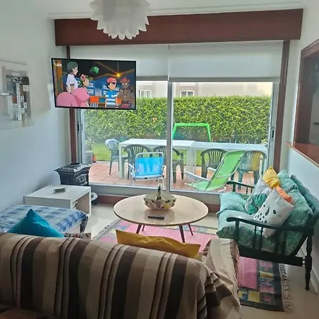 Con Jardin Frente A La Playa شقة
