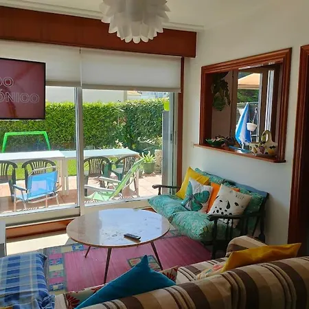 Con Jardin Frente A La Playa * بايونا