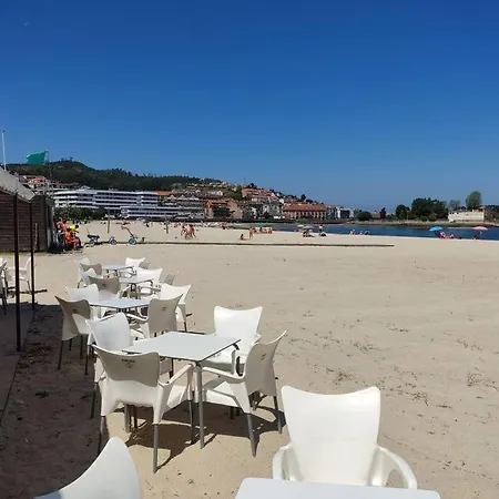 Apartamento Con Jardín Frente A La Playa Baiona