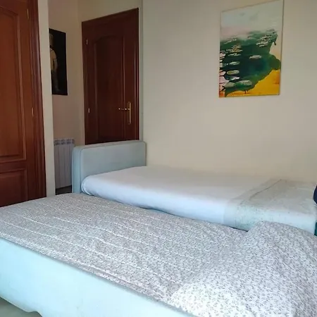 Apartamento Con Jardín Frente A La Playa *